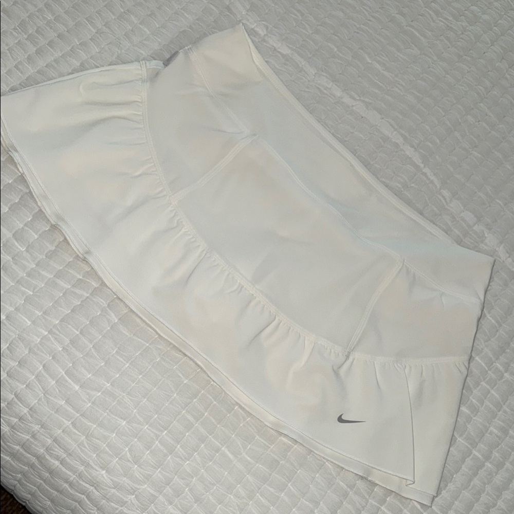 Vintage Nike White Tennis Skort, EUC, LRG